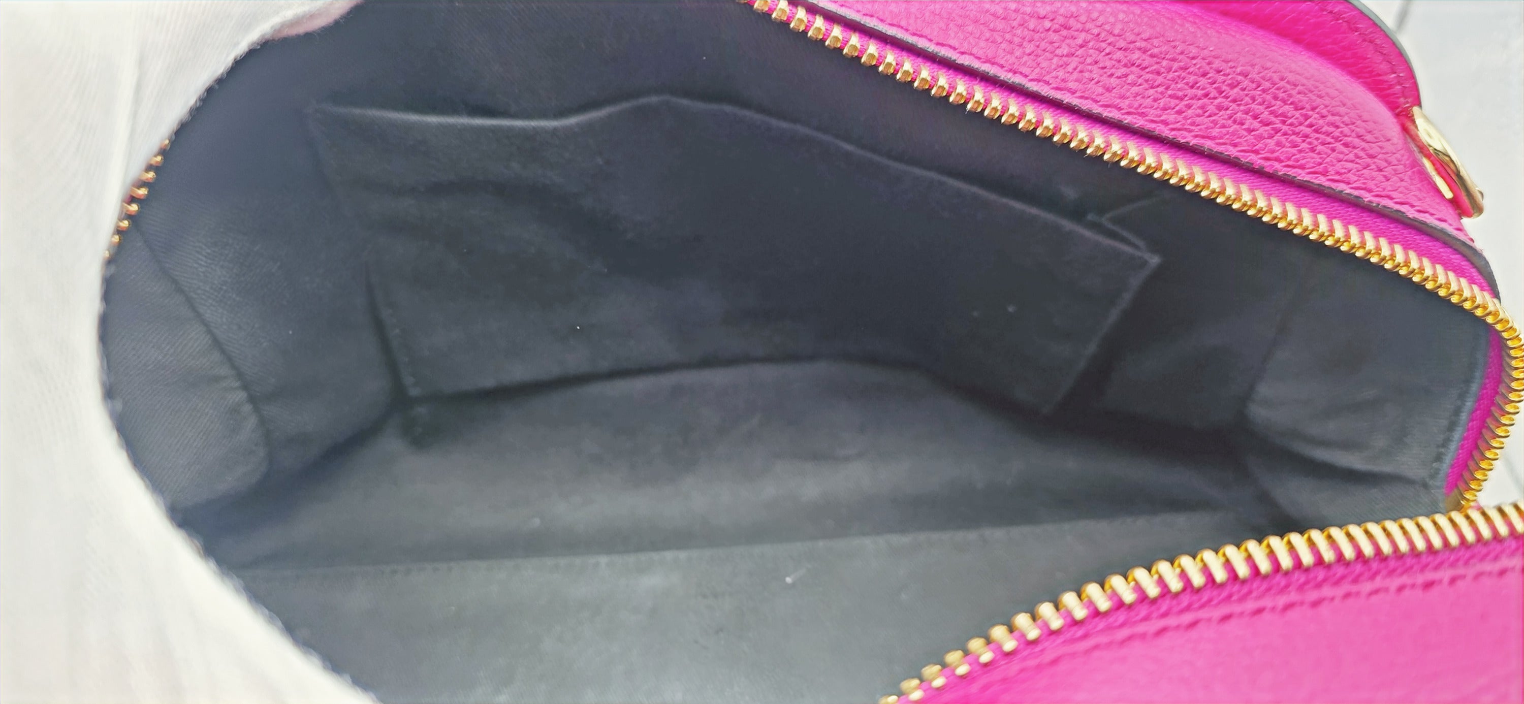 Dolce & Gabbana Isabella Bowling Bag in Fuchsia image 8